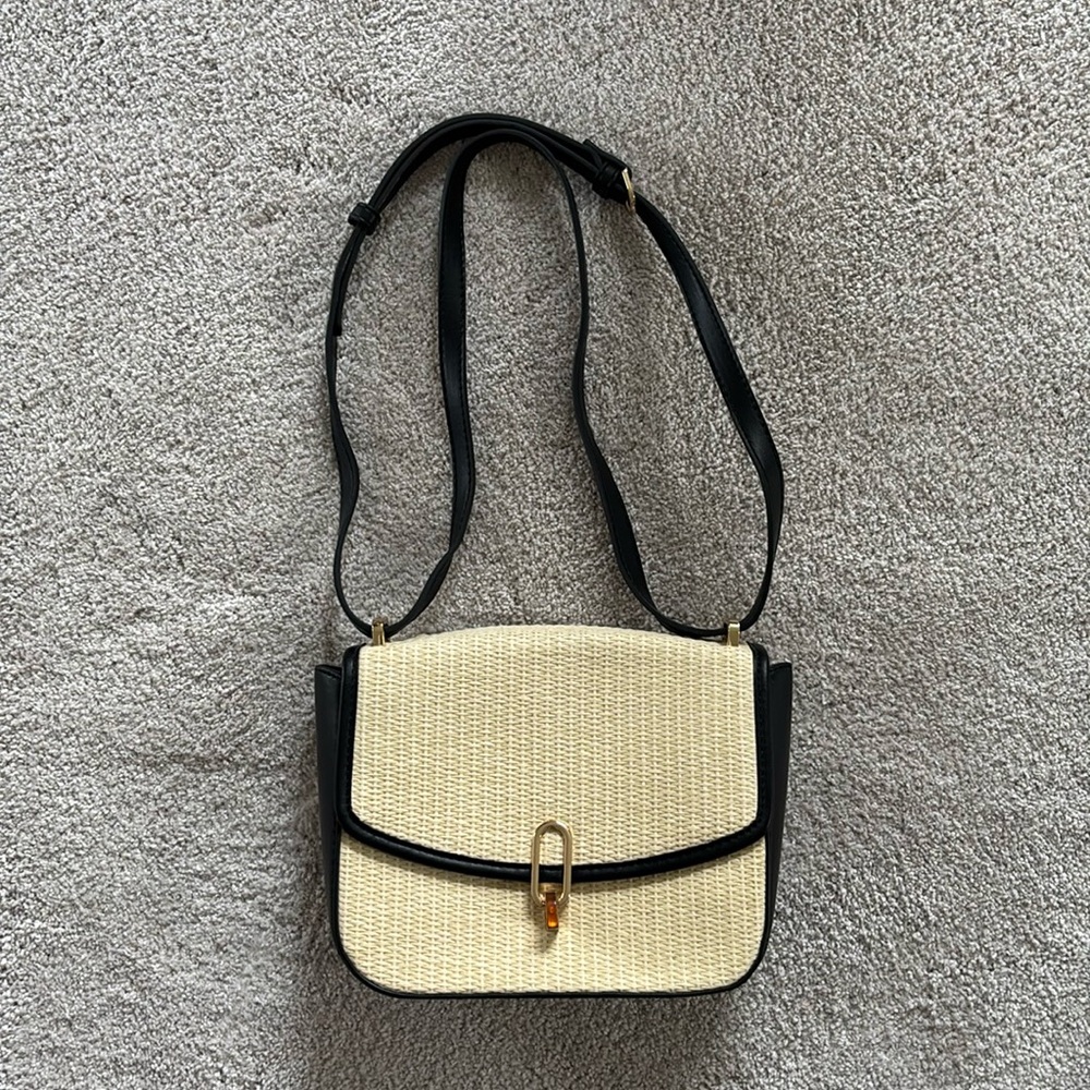 SOLD‼️ a new day ratan purse